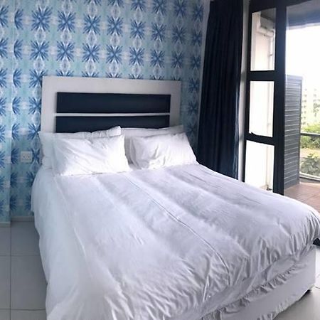 Toti Oasis Holiday Apartments Amanzimtoti Kültér fotó